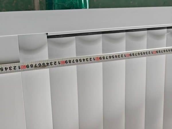 Schiebeelement mit verstellbaren Lamellen – Seitenelement